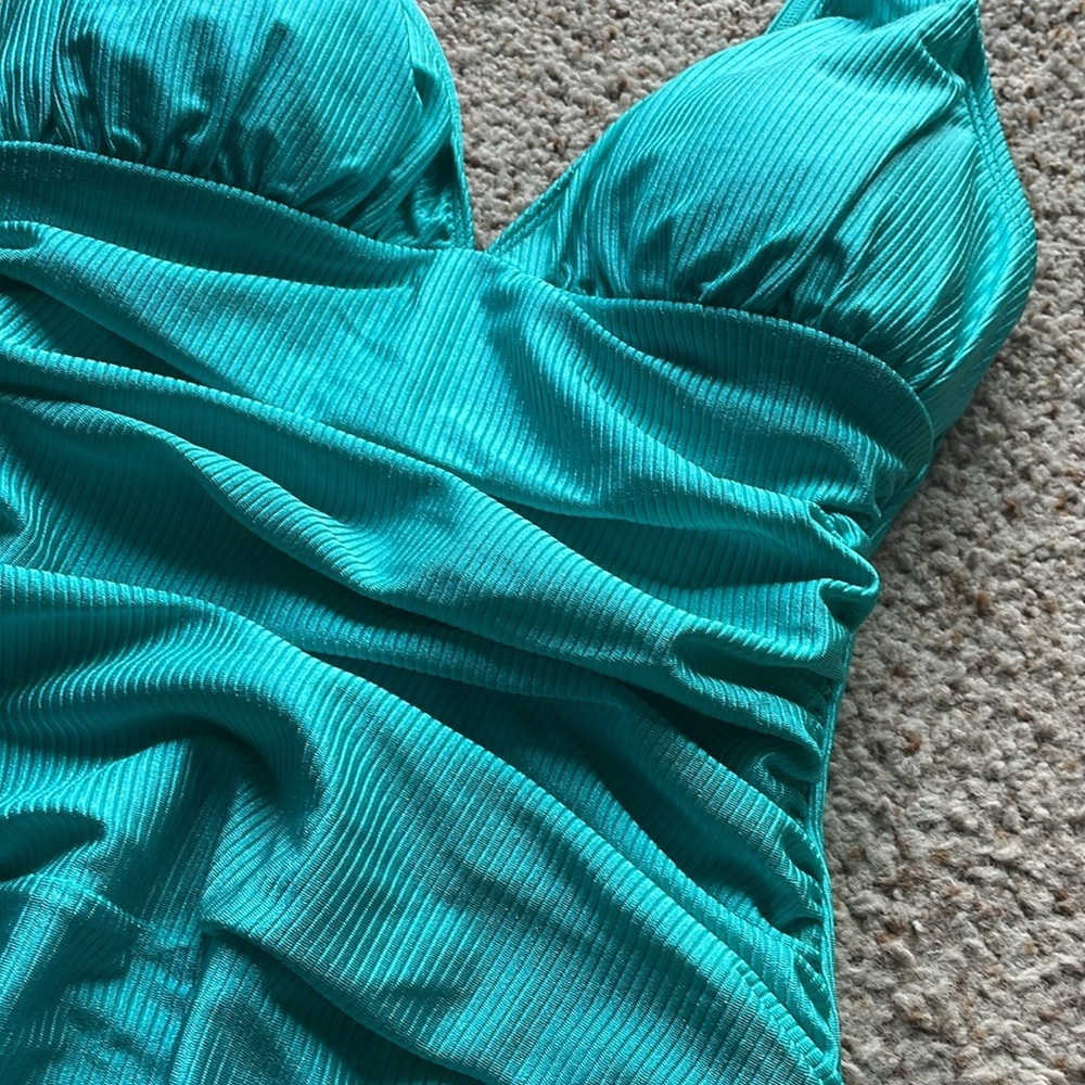 NWOT Ellen Tracy Teal One Piece Swimsuit size 8 - Picture 2 of 4